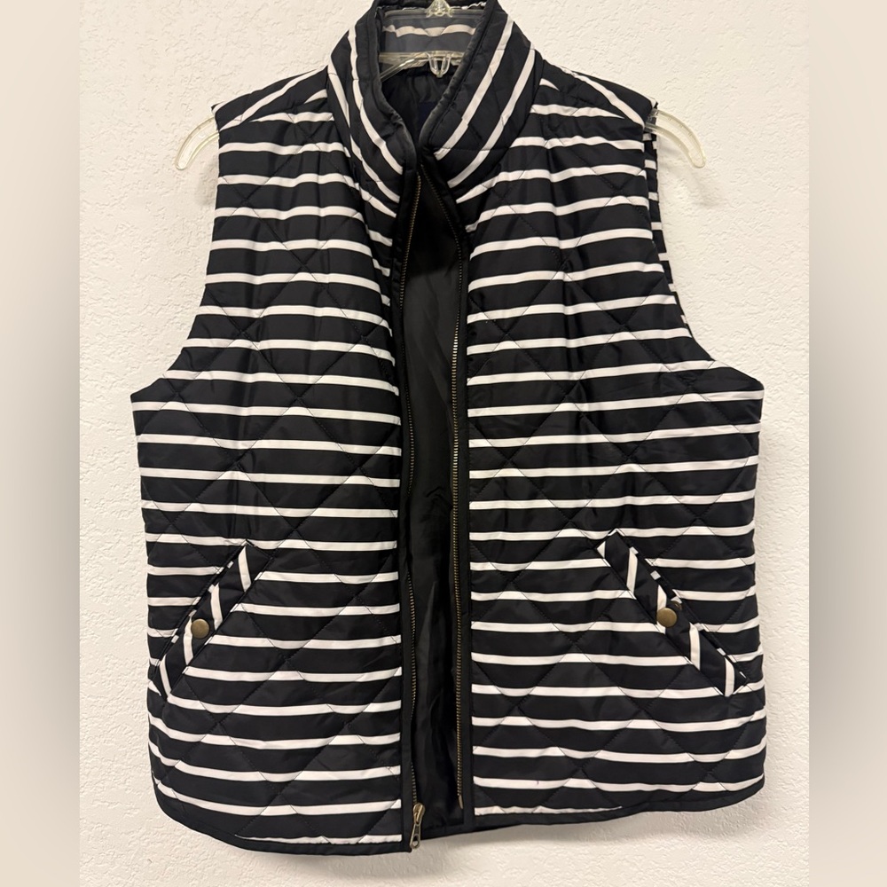 Gap Quilted Puffer Vest Navy Blue White Striped with  Pockets Women's